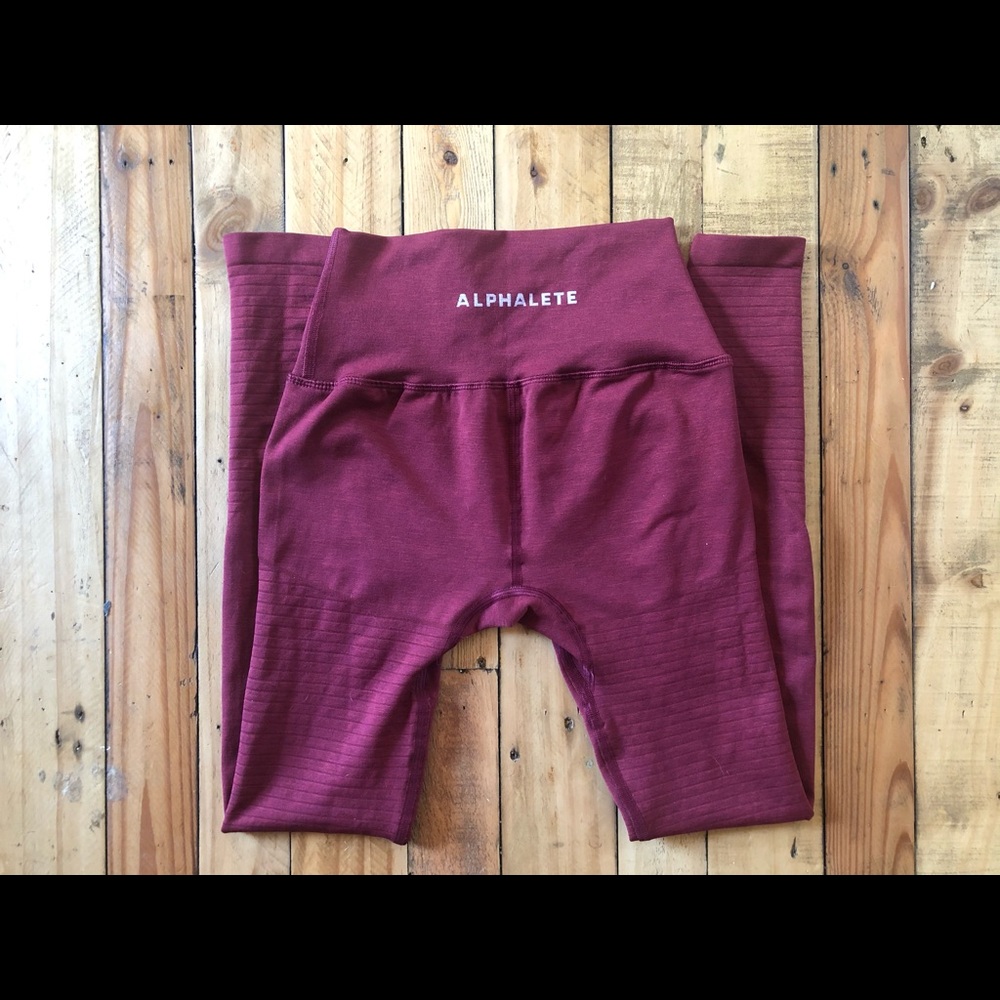 Alphalete OG revival leggings size small